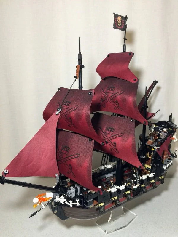 The Queen's Revenge Pirate Ship 4195
